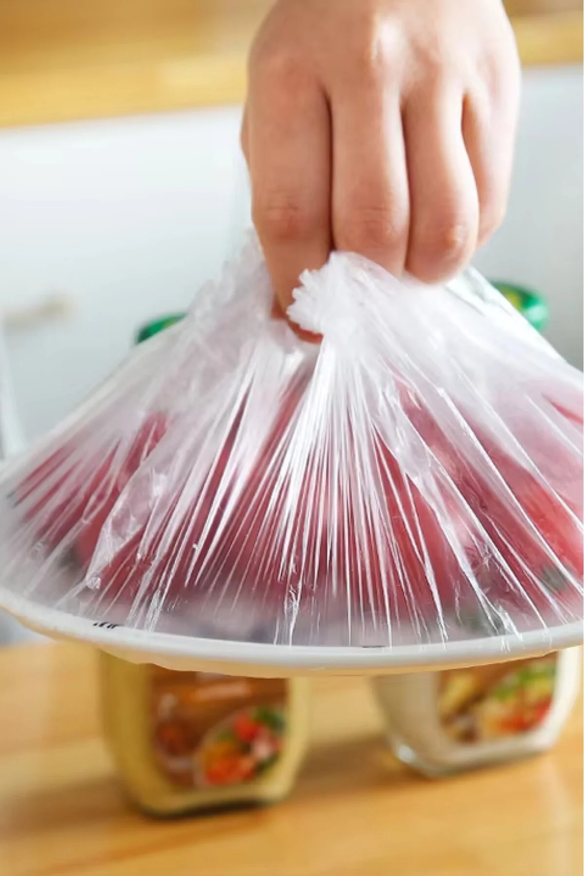 Hijyenik ve Kullanışlı: 100 Adet Lastikli Tabak ve Tencere Bonesi