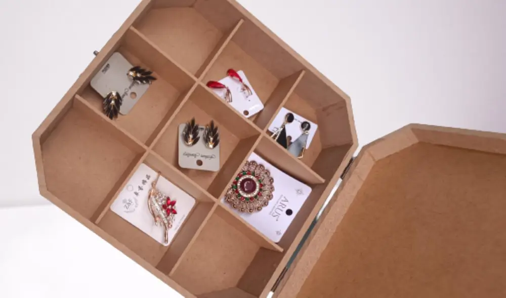 Hobi ERDL 90050 Dekoratif Model Takı Kutusu Klipsli Bölmeli Ahşap