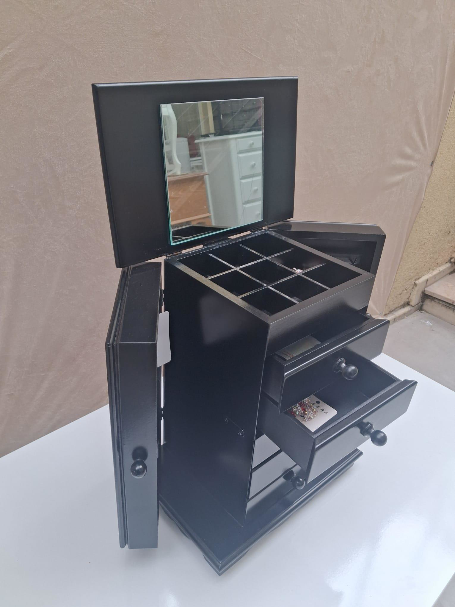 Hobi ERDL 90593 Takı Makyaj Şifonyer 7 Çekmmeceli Modüllü Parlak 