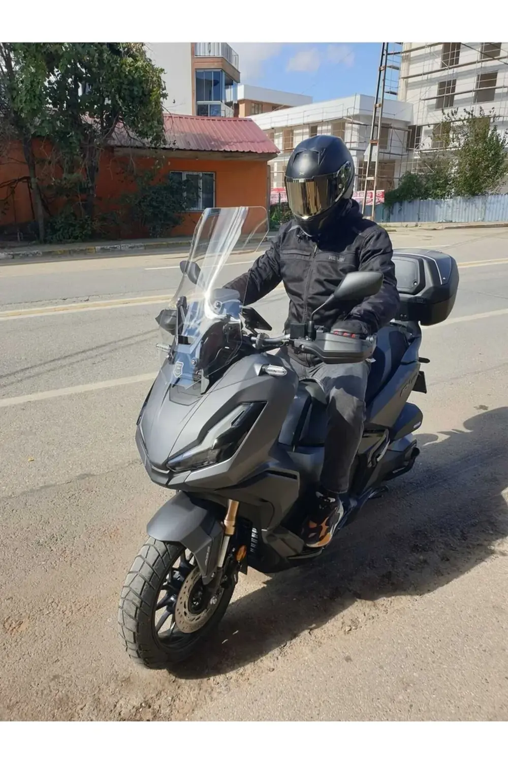 Honda Adv 350 Ön Cam 2023-2025 Model 60cm Şeffaf Renkli 4mm ORTA