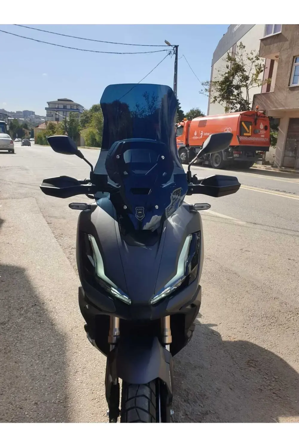 Honda Adv 350 Ön Cam 2023-2025 Model 60cm Siyah Renkli 4mm ORTA B
