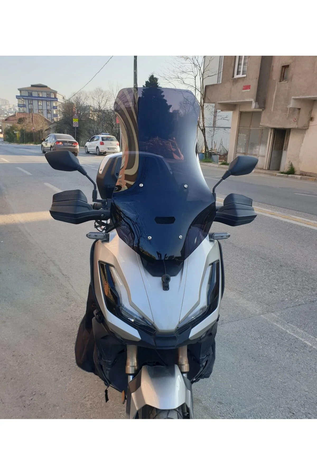 Honda Adv 350 Ön Cam 2023-2026 Model 72cm Siyah Renkli 4mm UZUN