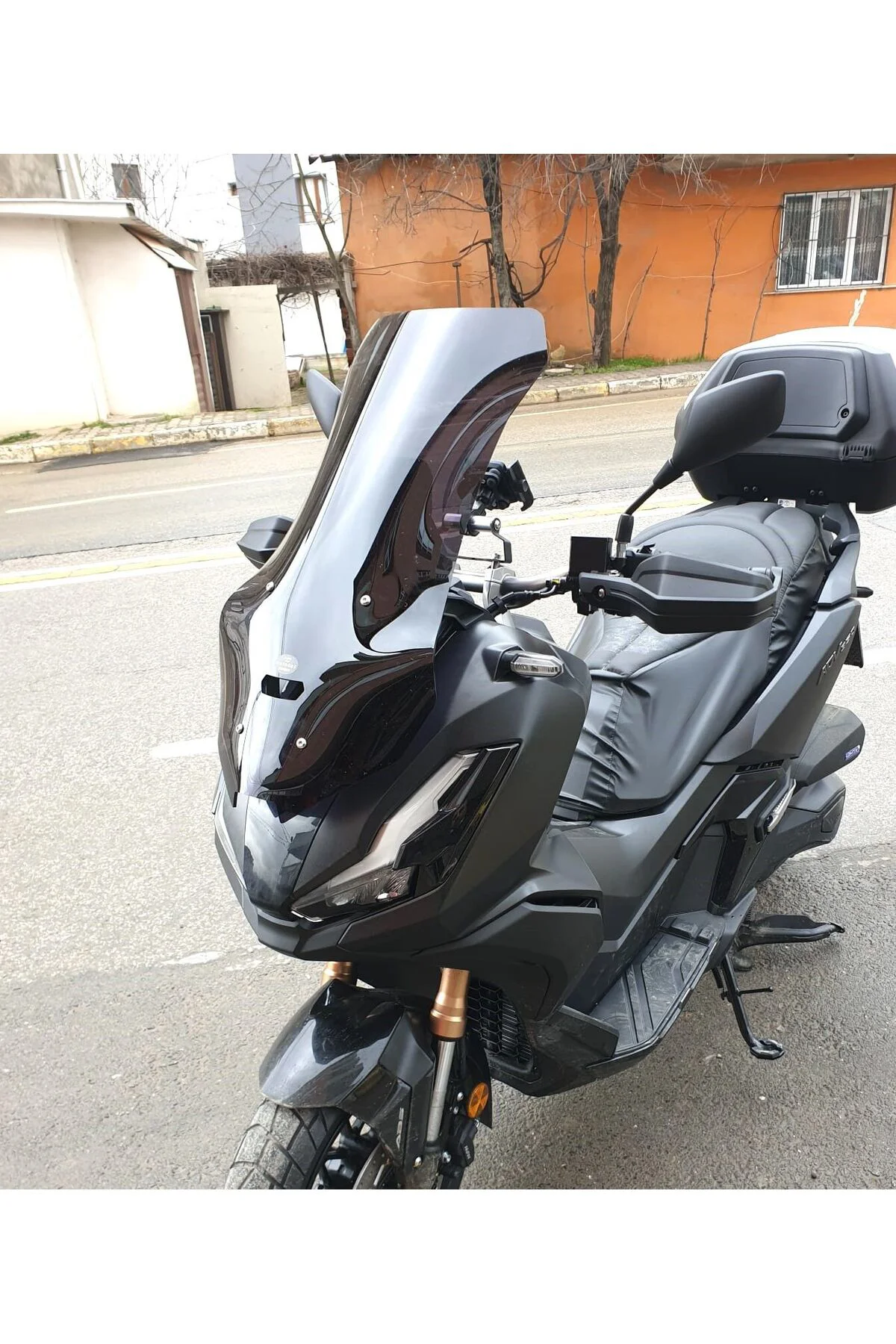 Honda Adv 350 Ön Cam 2023-2026 Model 72cm Siyah Renkli 4mm UZUN