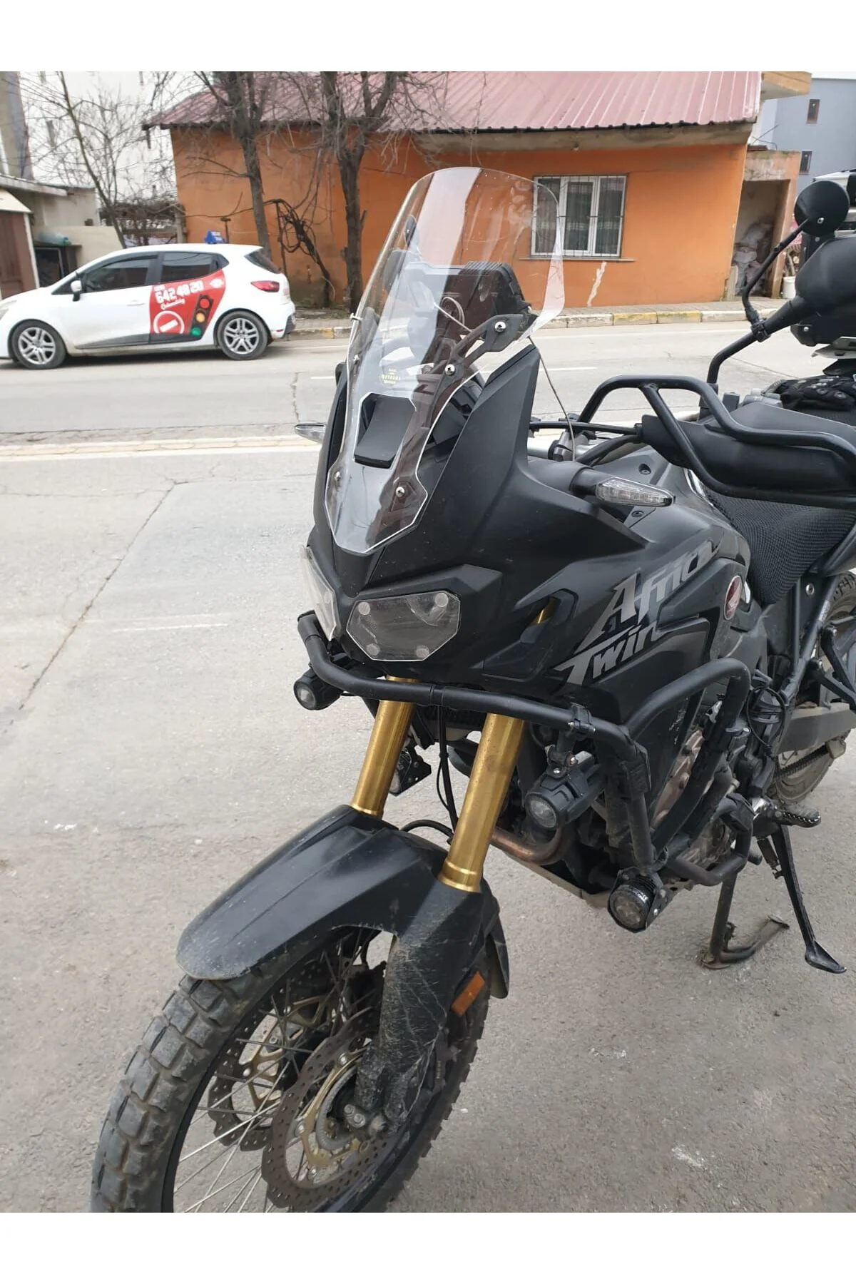 Honda Africa Twin CRF 1000 Ön Cam 2016-2020 Model 45cm Şeffaf Ren