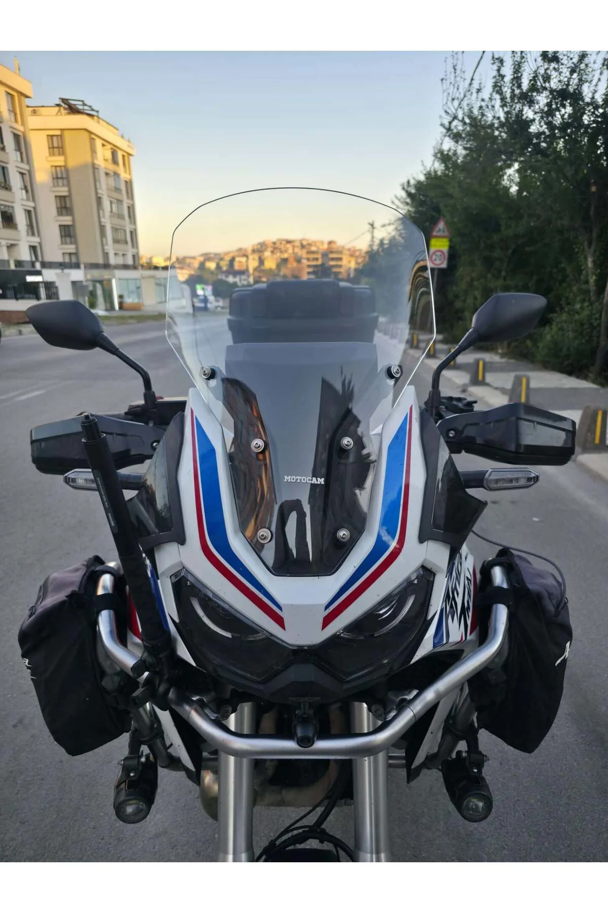 Honda Africa twin CRF 1100L L1 Ön Cam 2020-2023 Model 51cm Şeffaf Renkli 4mm UZUN