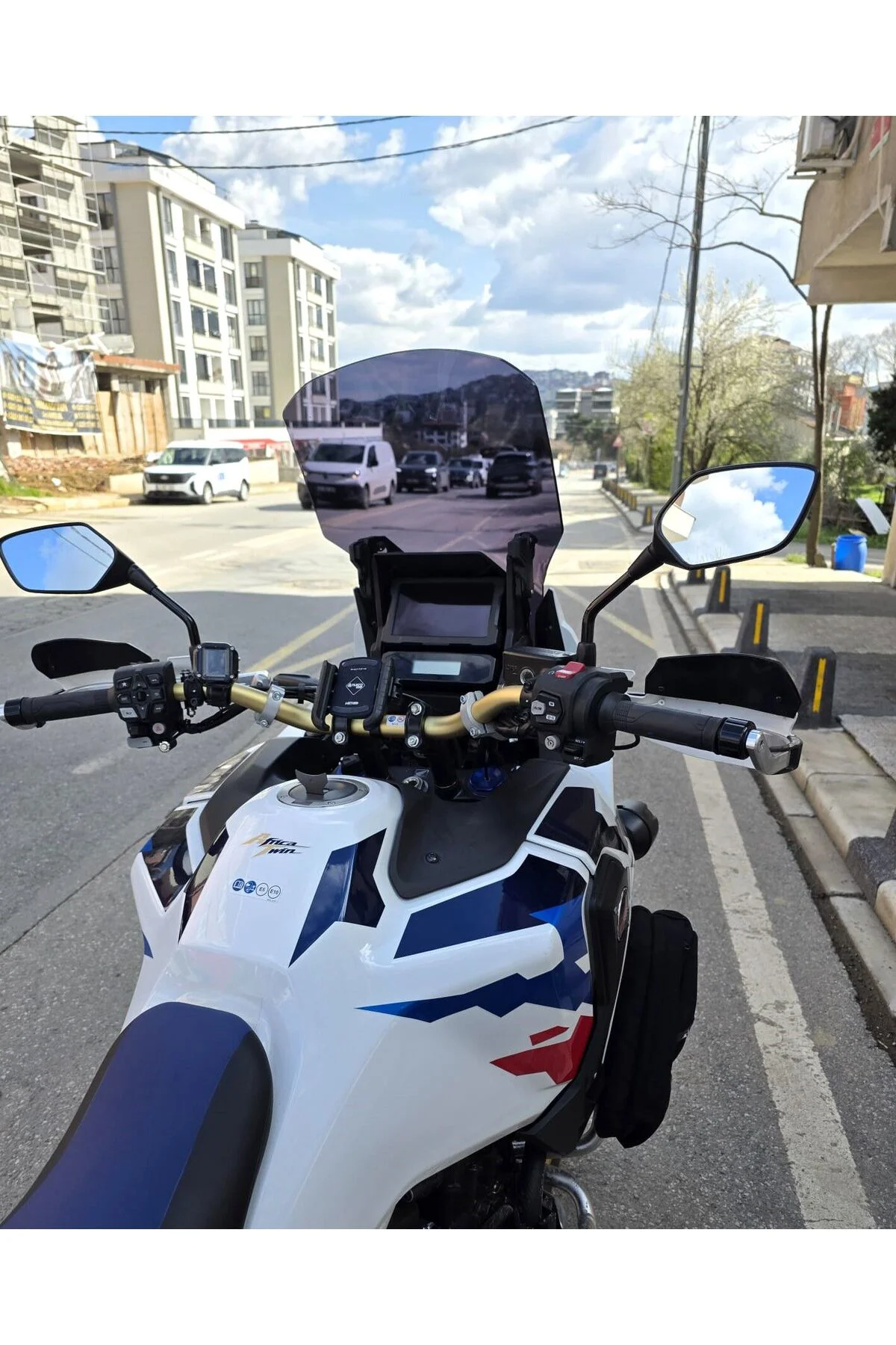 Honda Africa twin CRF 1100 L4 Ön Cam 2023-2026 Model 54cm Siyah R