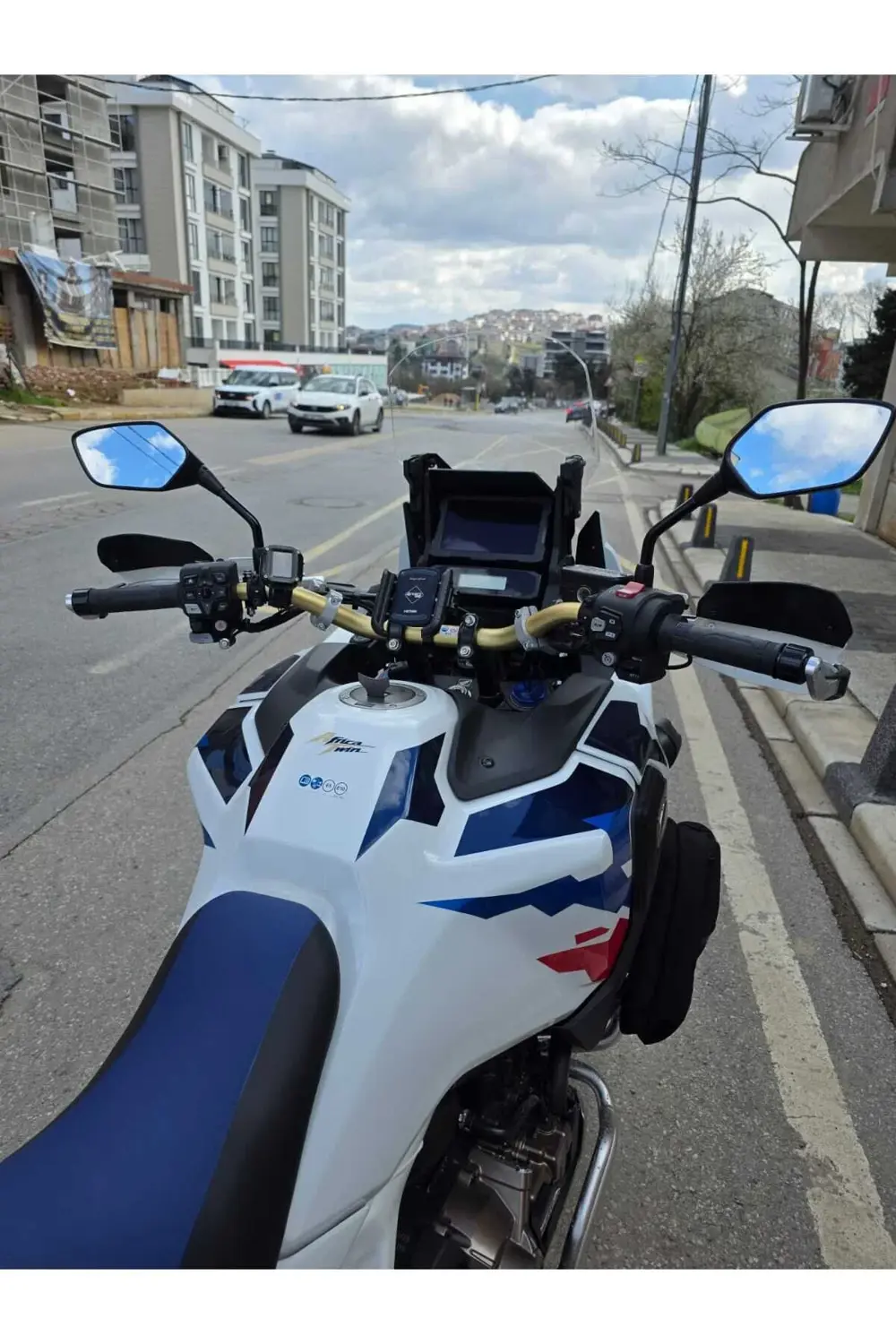 Honda Africa twin CRF 1100 L4 Ön Cam 2023-2025 Model 46cm Şeffaf