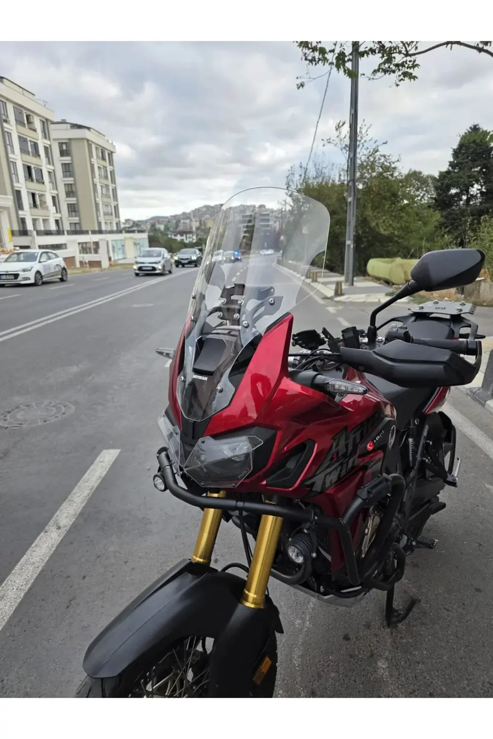 Honda Afrika Twin CRF 1000 Ön Cam 2016-2020 Model 55cm Şeffaf Ren