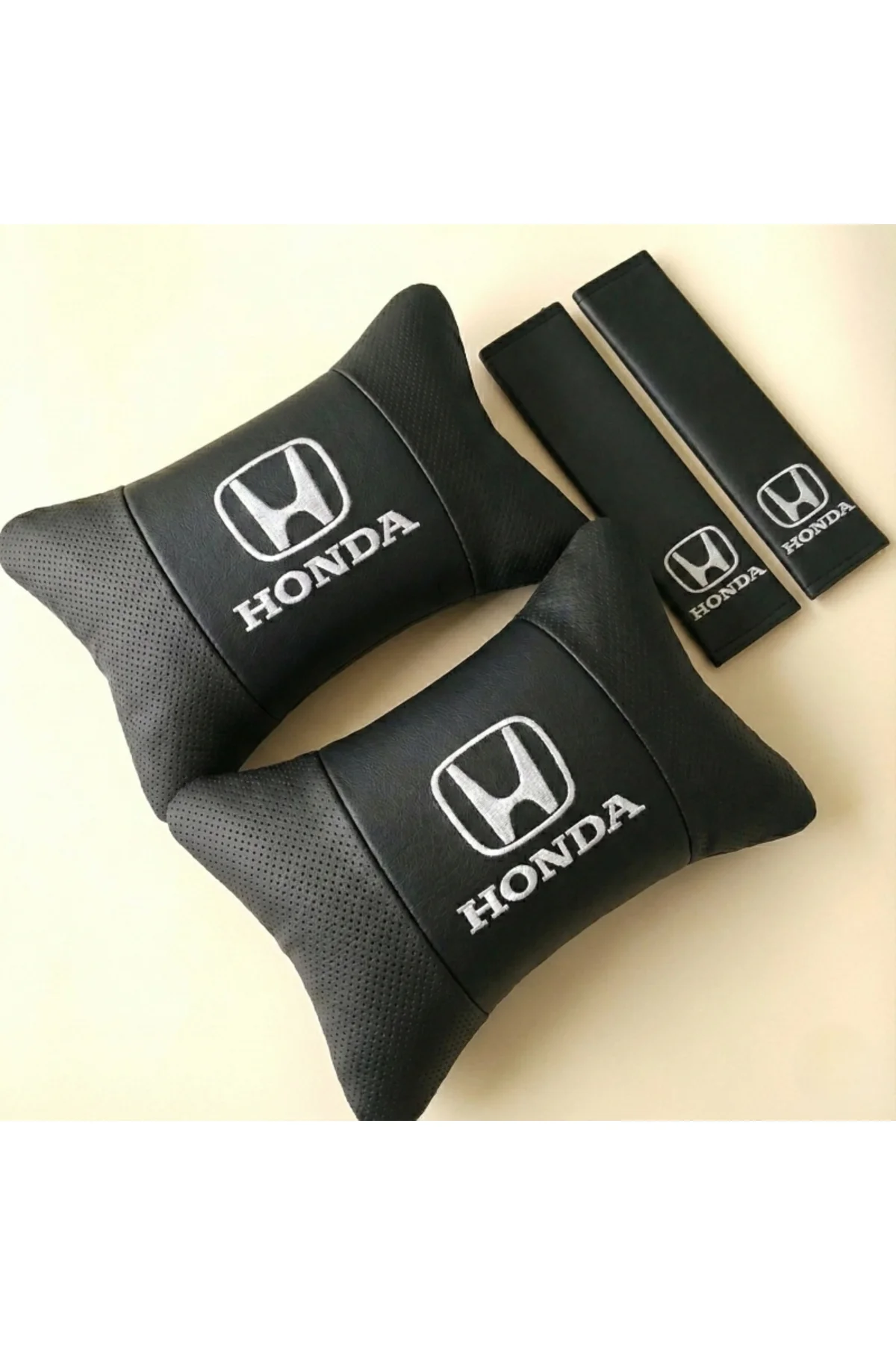 Honda Beyaz Nakışlı Oto Boyun Yastığı + Emniyet Kemer Pedi Seti Siyah Deri Araç İçi Konfor Honda Beyaz Nakışlı Oto Boyun Yastığı + Emniyet Kemer Pedi Seti Siyah Deri Araç İçi Konfor - Görsel 6