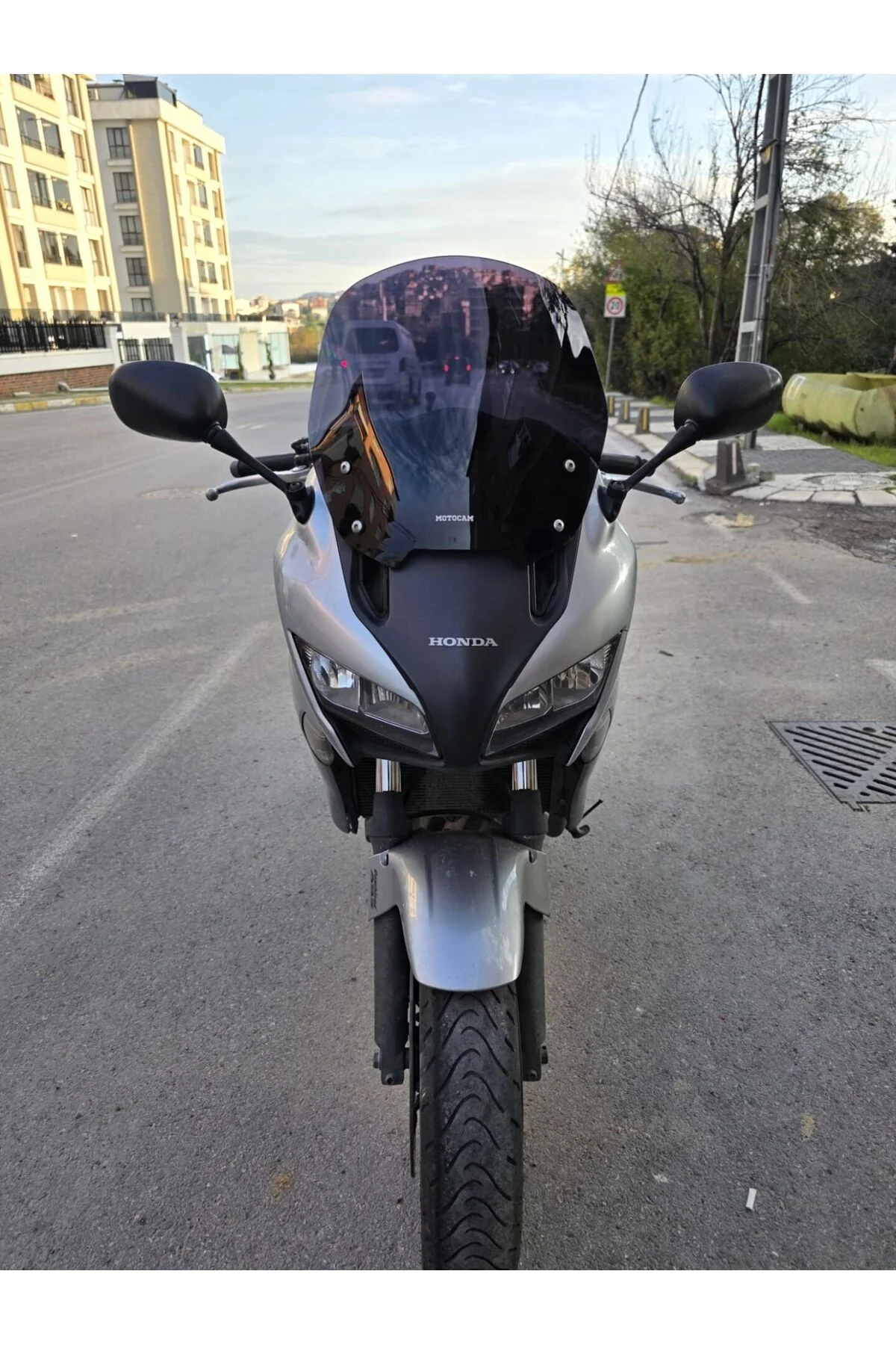 Honda CBF 1000 Ön Cam 2010-2013 Model 40cm Siyah Renkli 4mm - Görsel 5