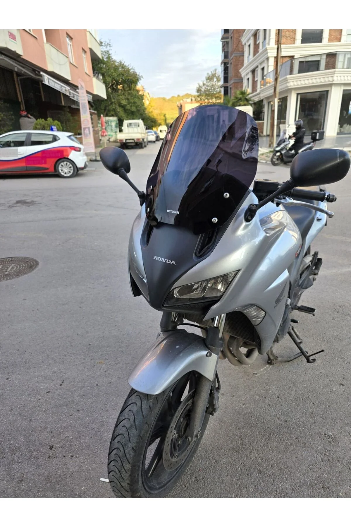Honda CBF 1000 Ön Cam 2010-2013 Model 40cm Siyah Renkli 4mm - Görsel 8