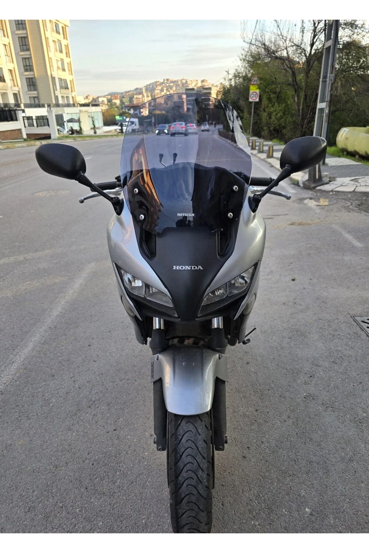 Honda CBF 1000 Ön Cam 2010-2013 Model 40cm Füme Renkli 4mm Honda CBF 1000 Ön Cam 2010-2013 Model 40cm Füme Renkli 4mm - Görsel 7