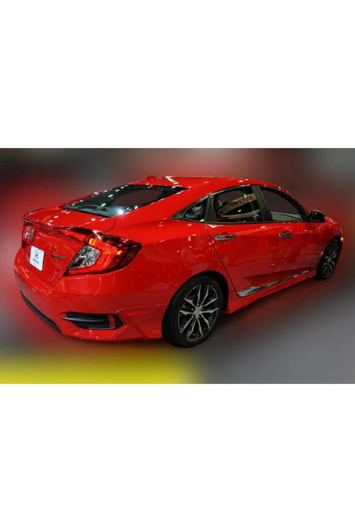 HONDA CİVİC 2016-2019 ASTARLI ARKA KÖŞE HONDA CİVİC 2016-2019 ASTARLI ARKA KÖŞE