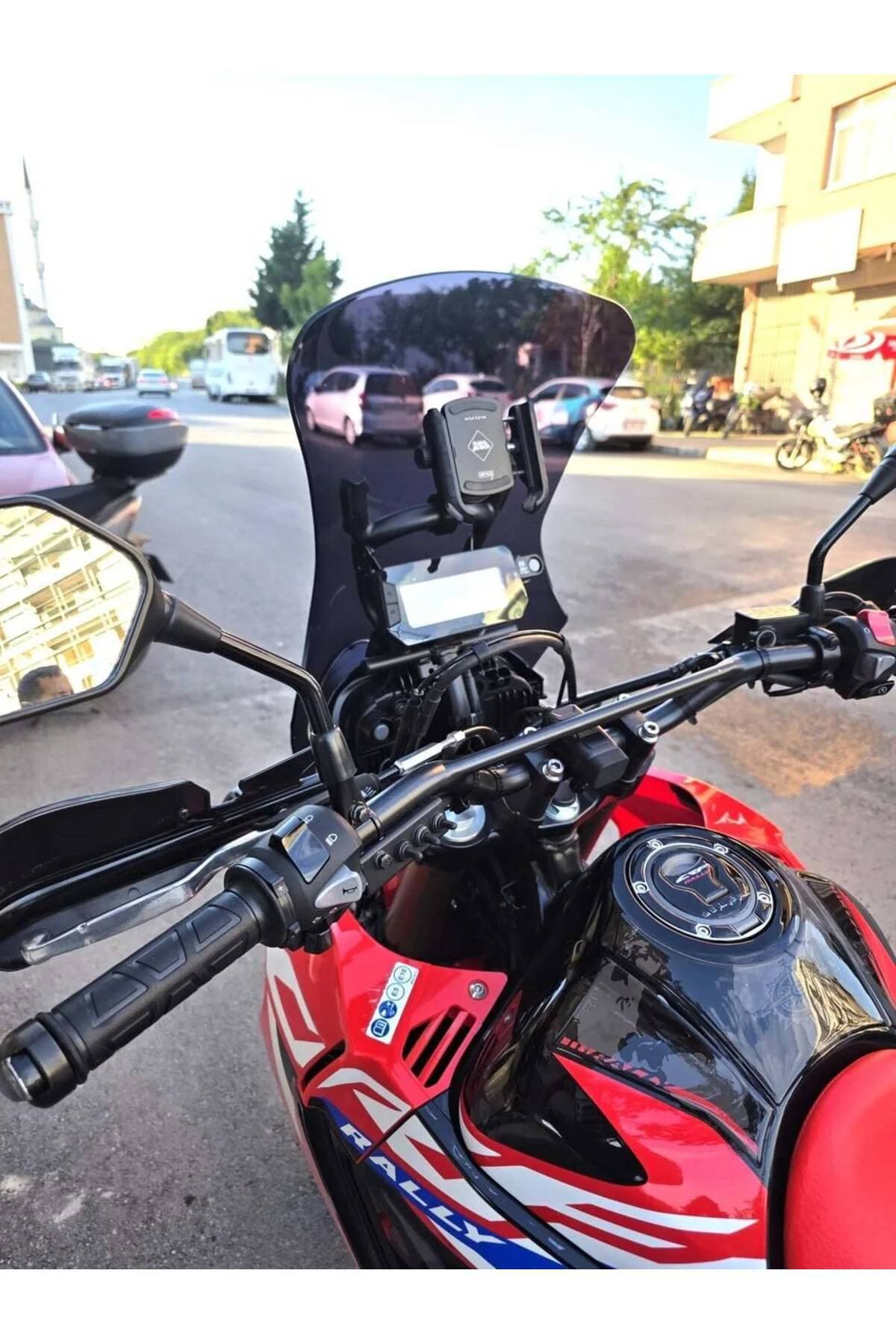 Honda CRF 250 Rally Ön Cam 2017-2026 Model 56cm Siyah Renkli 4mm