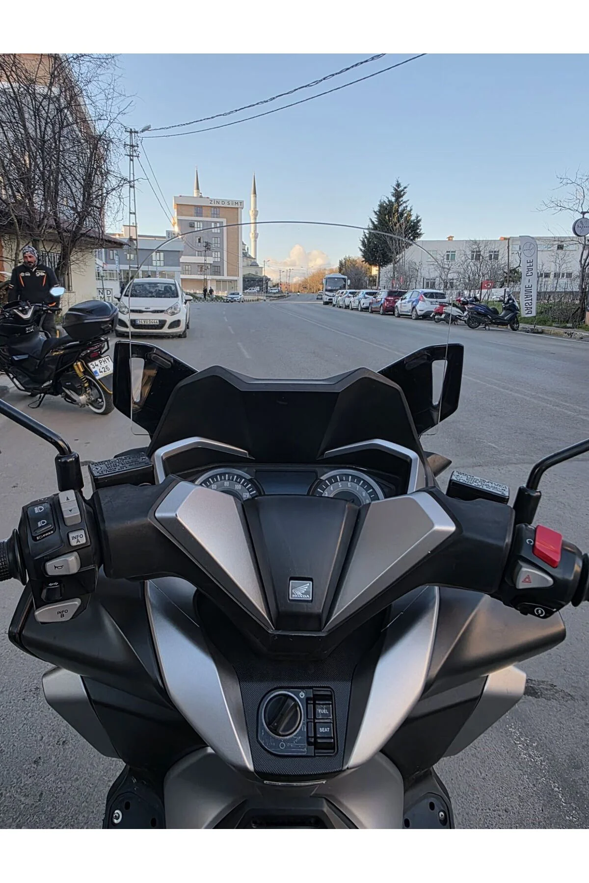 Honda Forza 250 Ön Cam 2018-2020 Model 47cm Şeffaf Renkli 4mm