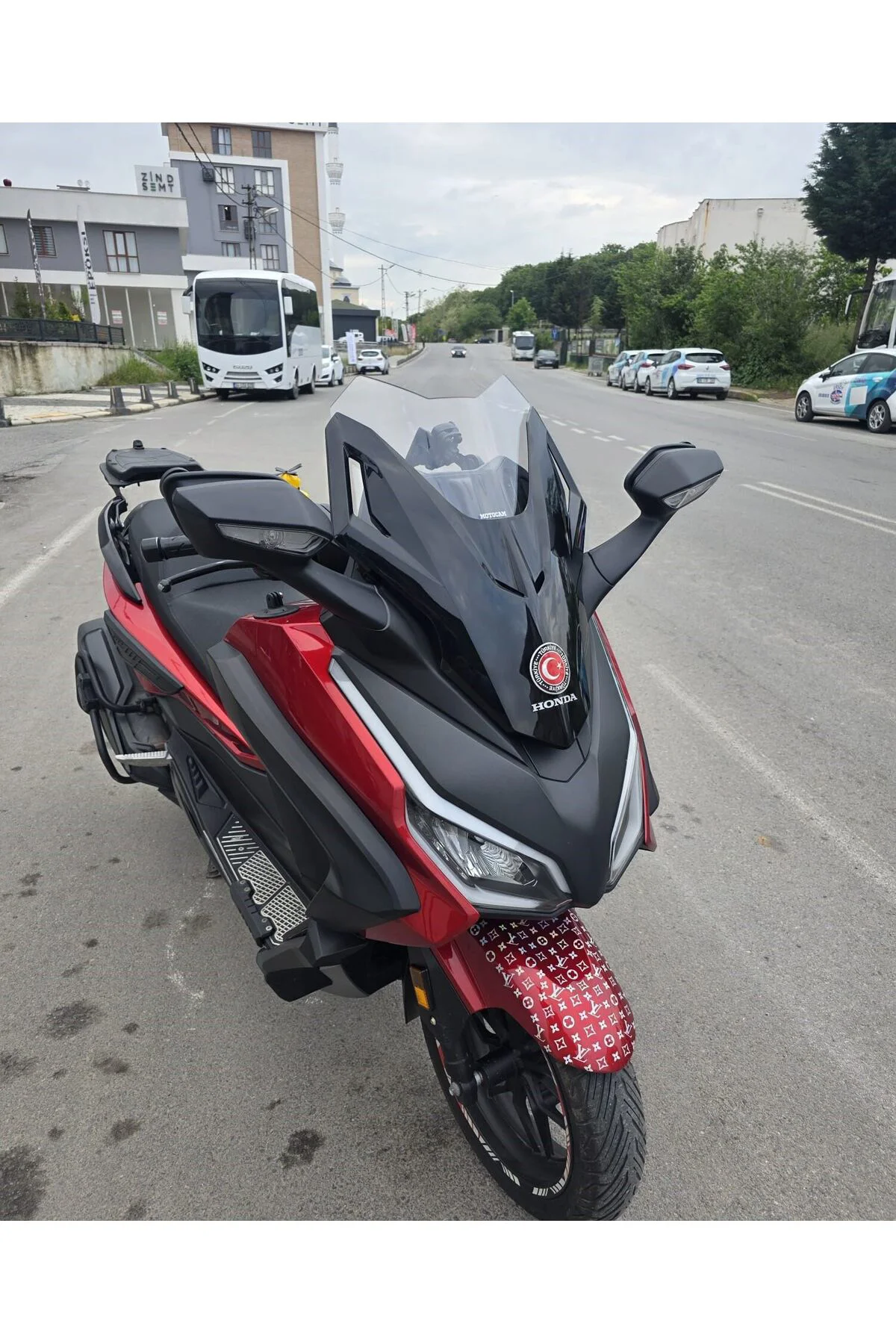 Honda Forza 250 Ön Cam 2021-2026 Model 43cm Şeffaf Renkli 4mm