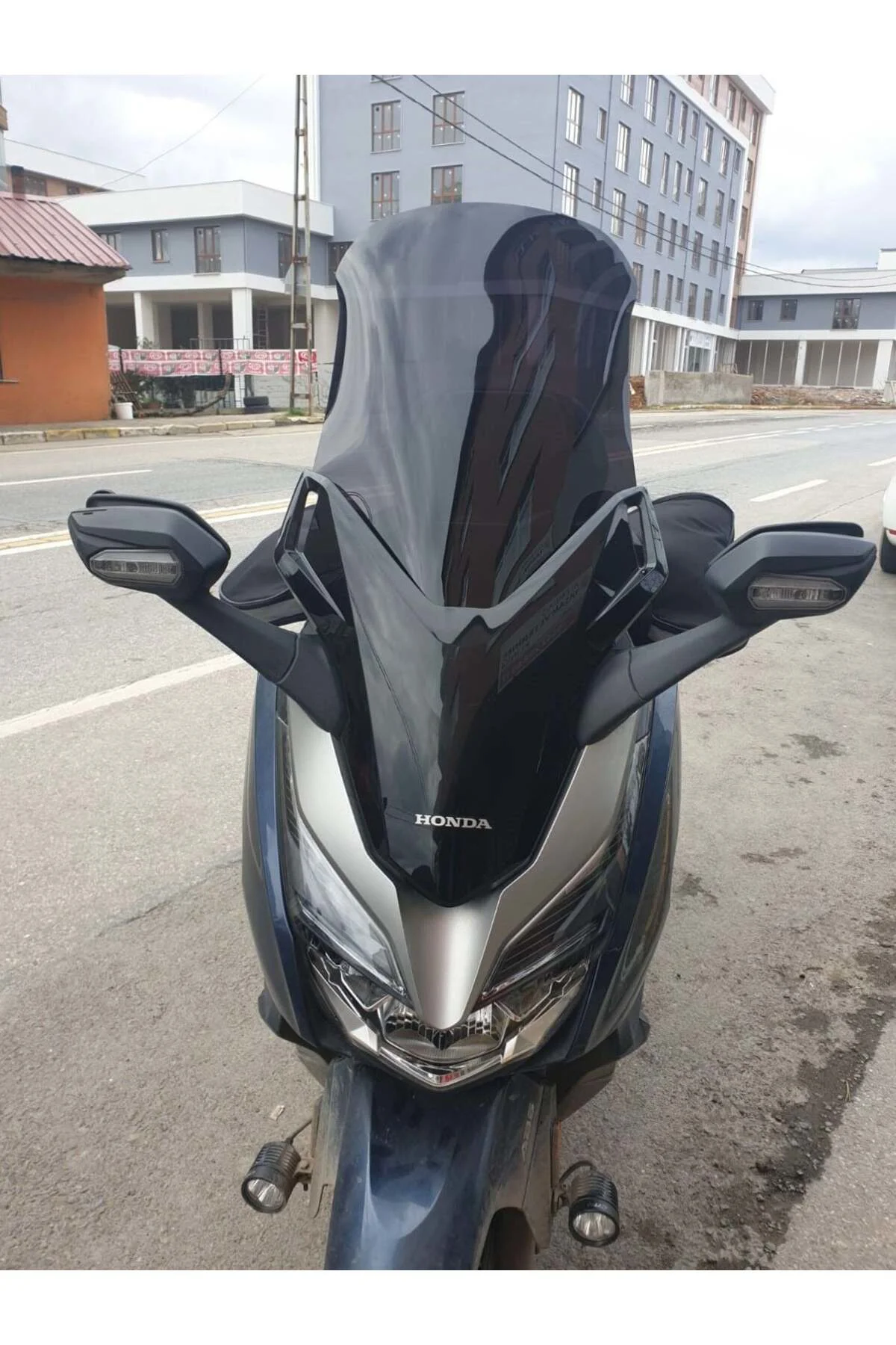 Honda Forza 250 Ön Cam 2018-2020 Model 58cm Siyah Renkli 4mm YOKT
