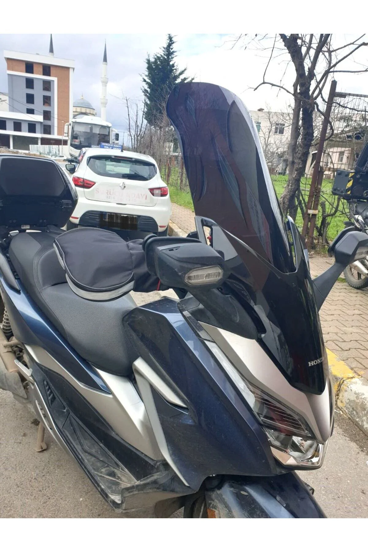 Honda Forza 250 Ön Cam 2018-2020 Model 58cm Siyah Renkli 4mm YOKT