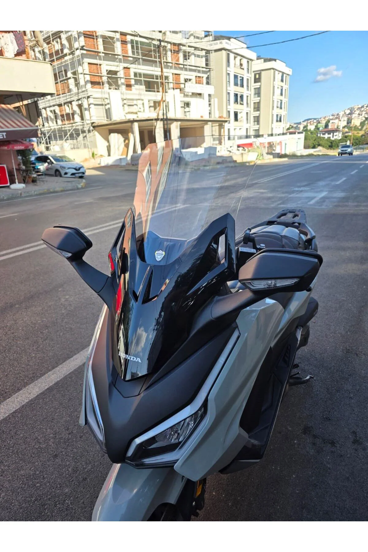 Honda Forza 250 Ön Cam 2021-2026 Model 60cm Şeffaf Renkli 4mm UZU
