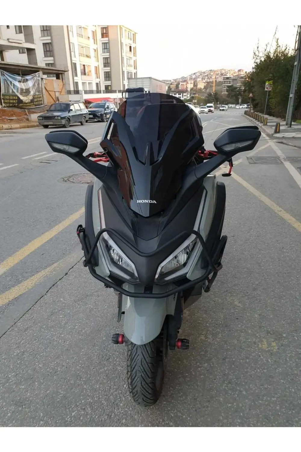 Honda Forza 250 Ön Cam 2021-2025 Model 47cm Siyah Renkli 4mm ORİJ
