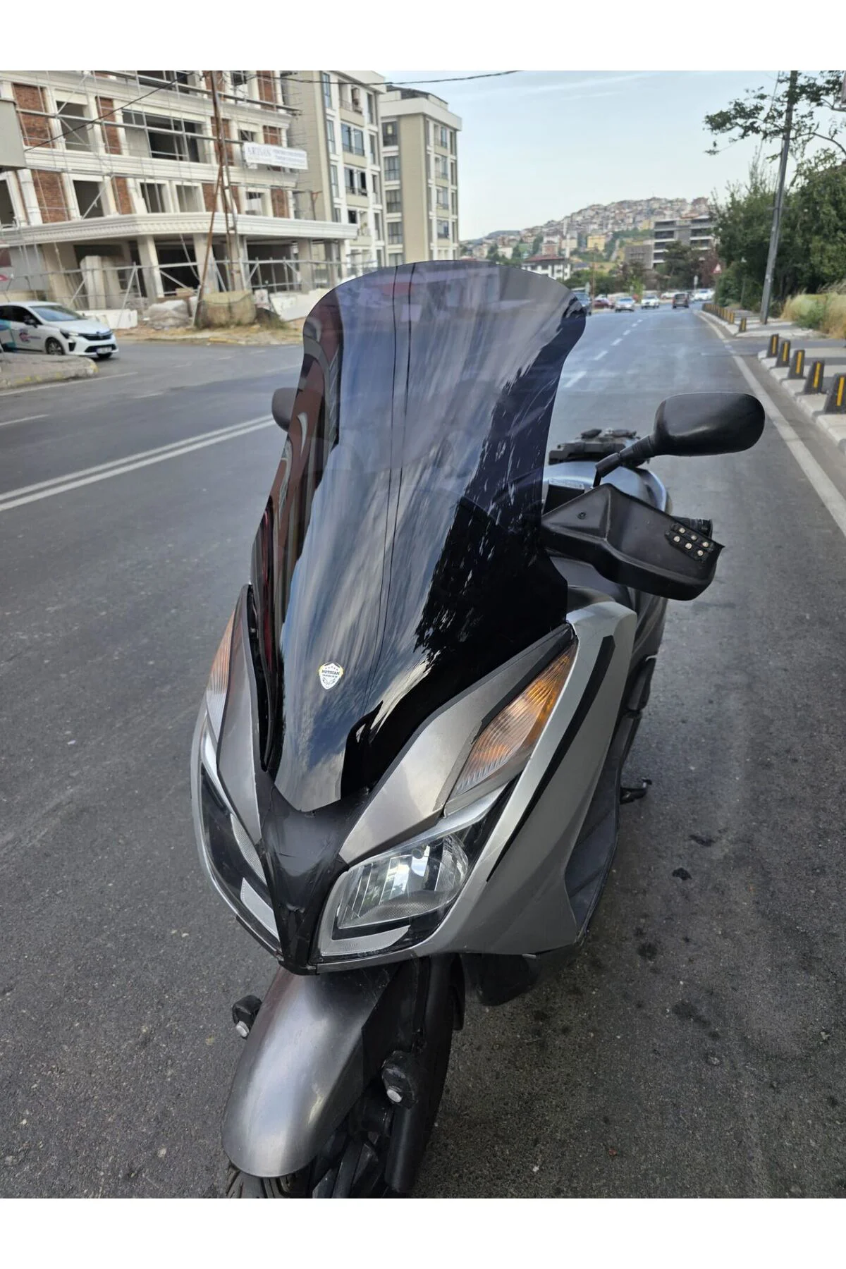 Honda Forza 300 Ön Cam 2014-2017 Model 78cm Siyah Renkli 4mm Elci