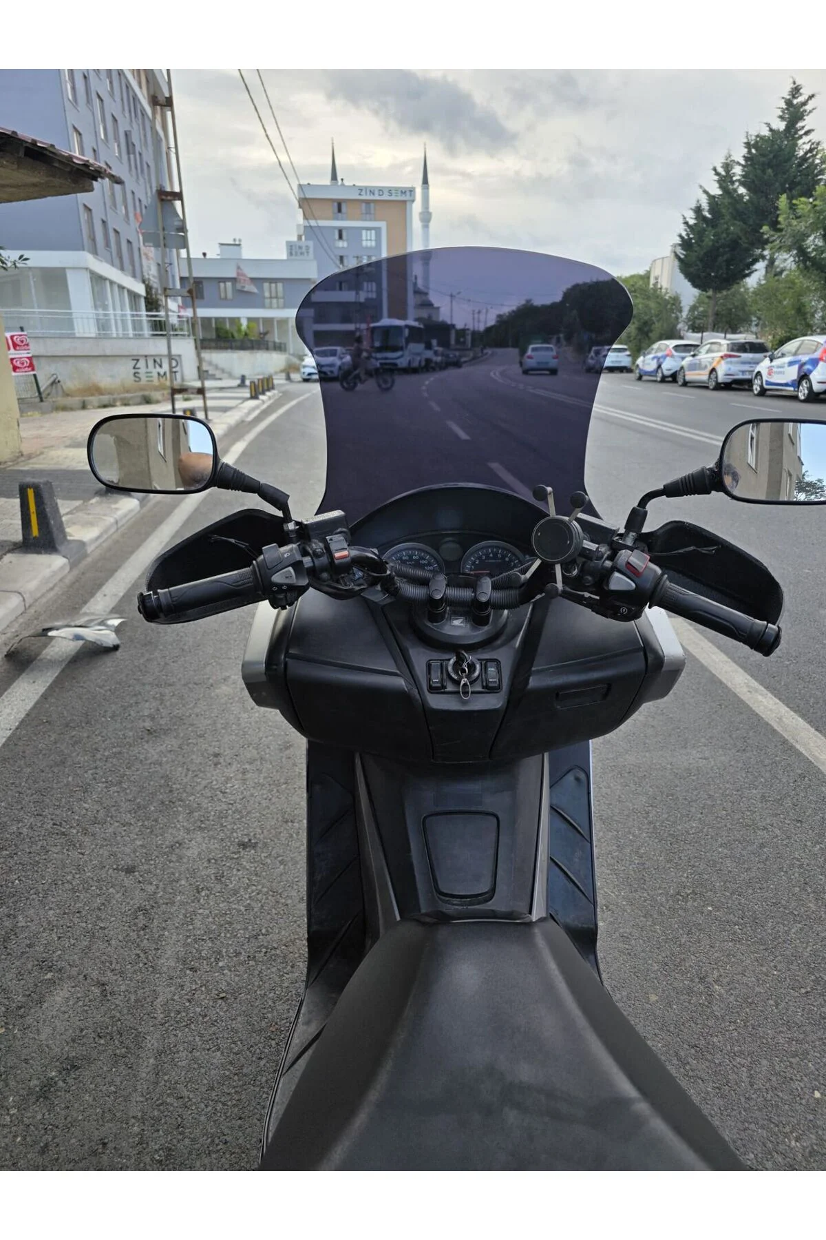 Honda Forza 300 Ön Cam 2014-2017 Model 78cm Siyah Renkli 4mm Elci