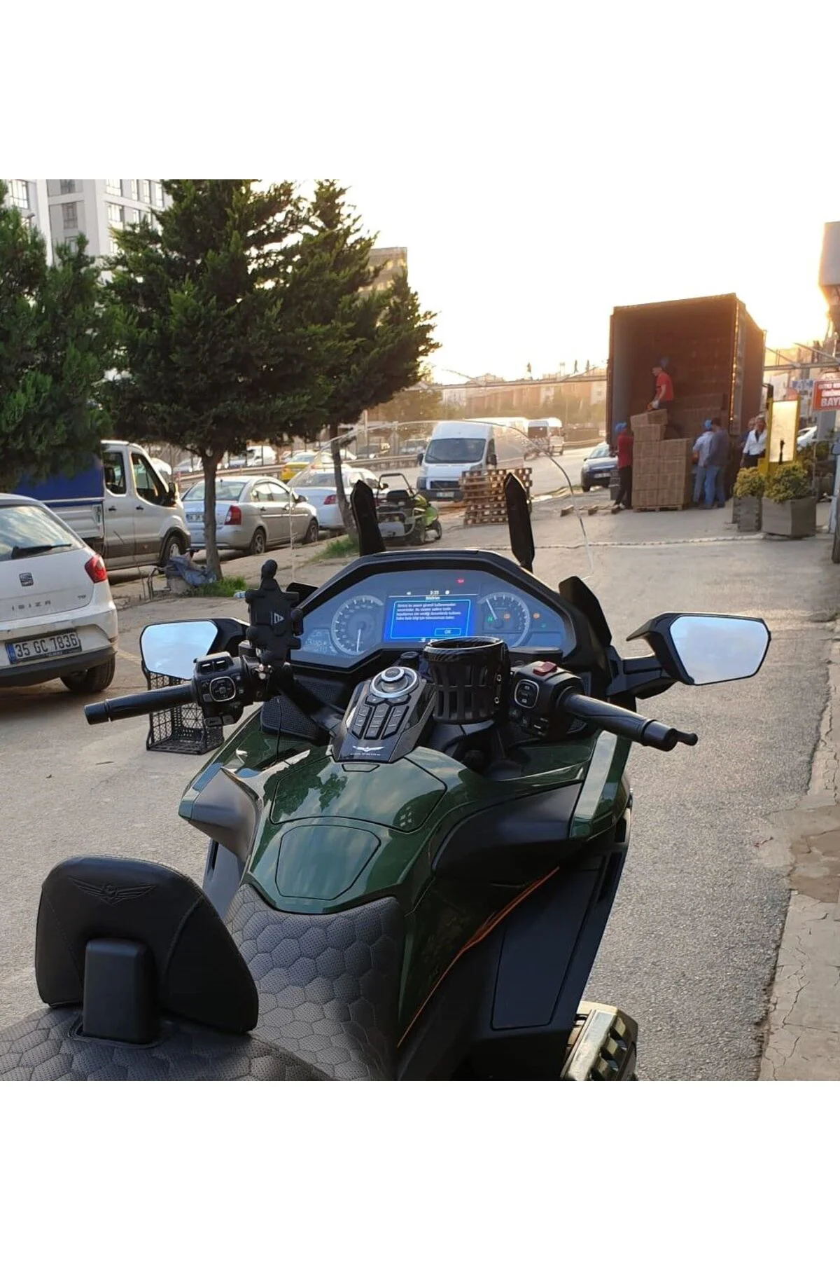 Honda Goldwing Bagger Ön Cam 2018-2023 Model 38cm Şeffaf Renkli 4mm ORTA BOYLU