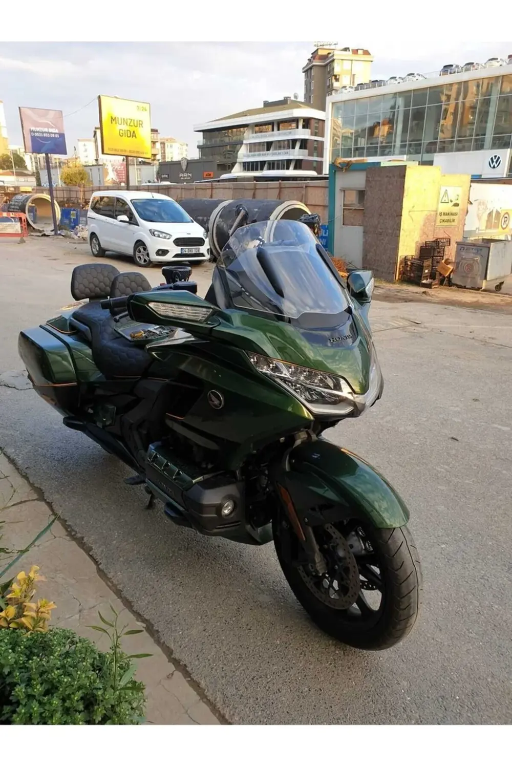 Honda Goldwing Bagger Ön Cam 2018-2023 Model 38cm Şeffaf Renkli 4