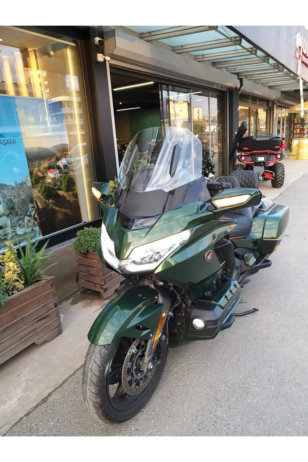 Honda Goldwing Bagger Ön Cam 2018 2023 Model 65cm Şeffaf Renkli 4