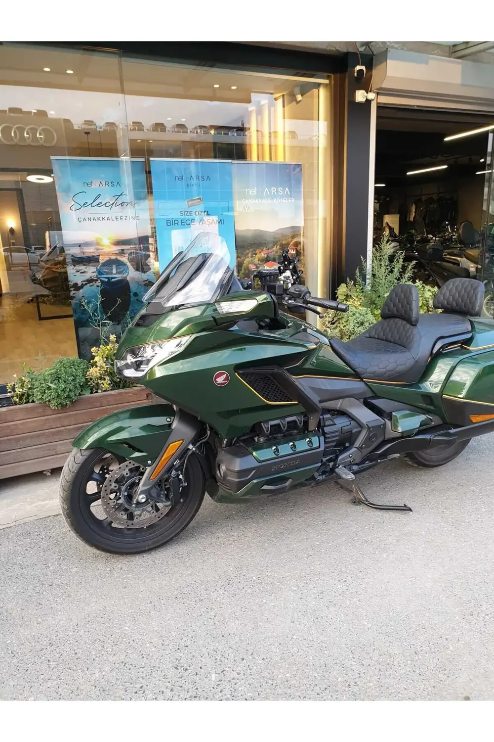 Honda Goldwing Bagger Ön Cam 2018 2023 Model 65cm Şeffaf Renkli 4