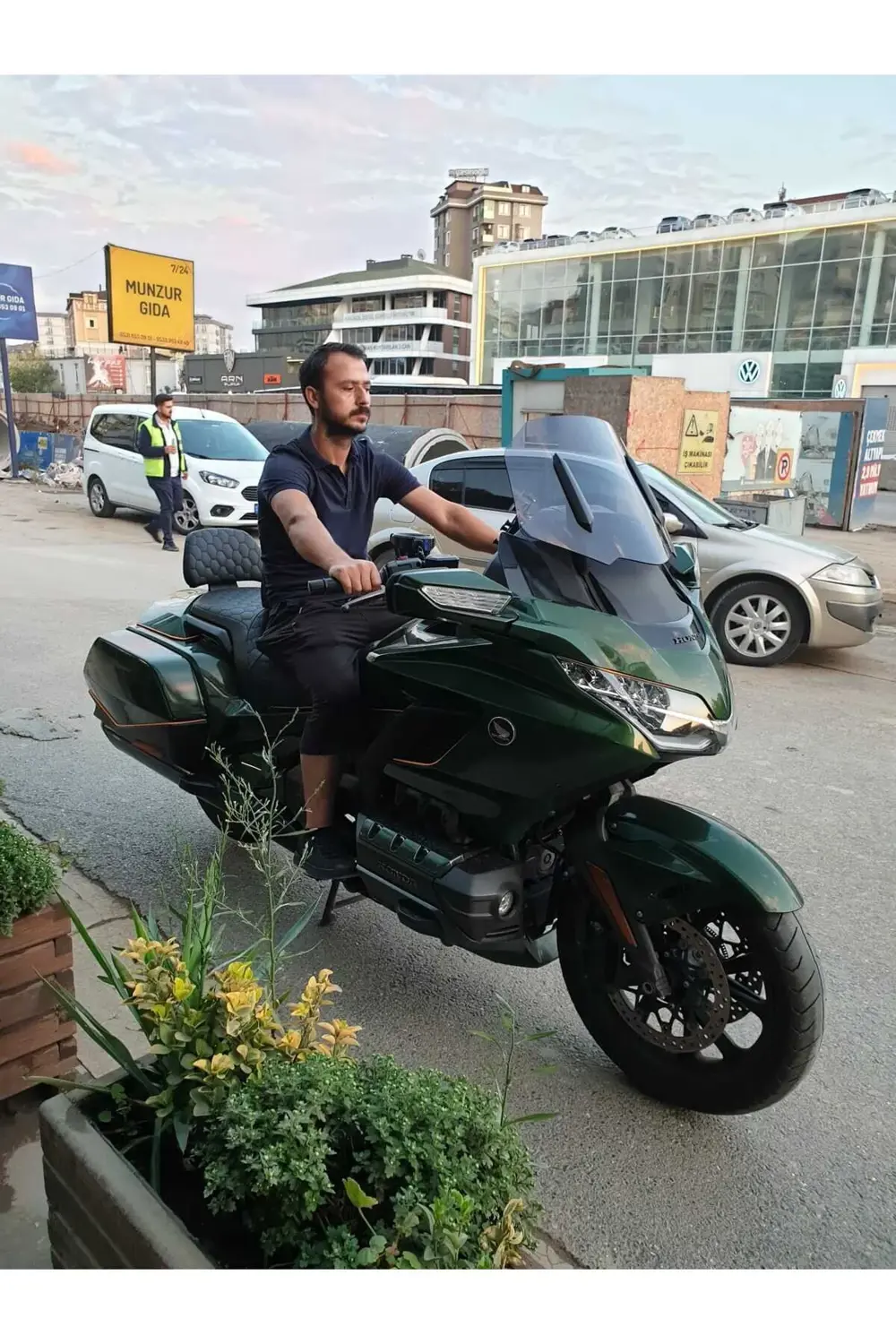 Honda Goldwing Bagger Ön Cam 2018 2023 Model 65cm Açıkfüme Renkli