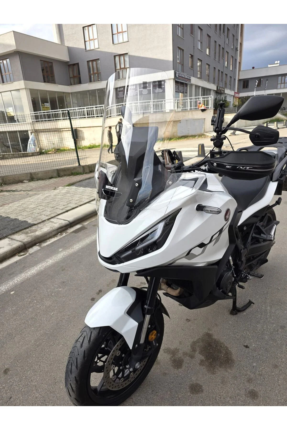 Honda NT 1100 Ön Cam 2021-2024 Model 59cm Şeffaf Renkli 4mm