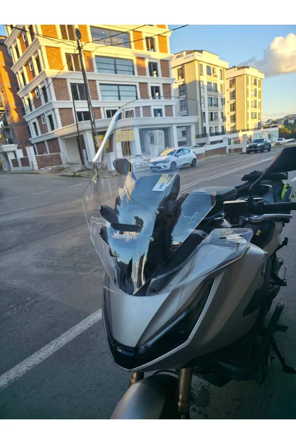 Honda NT 1100 Ön Cam 2025-2026 Model 61cm Şeffaf Renkli 4mm