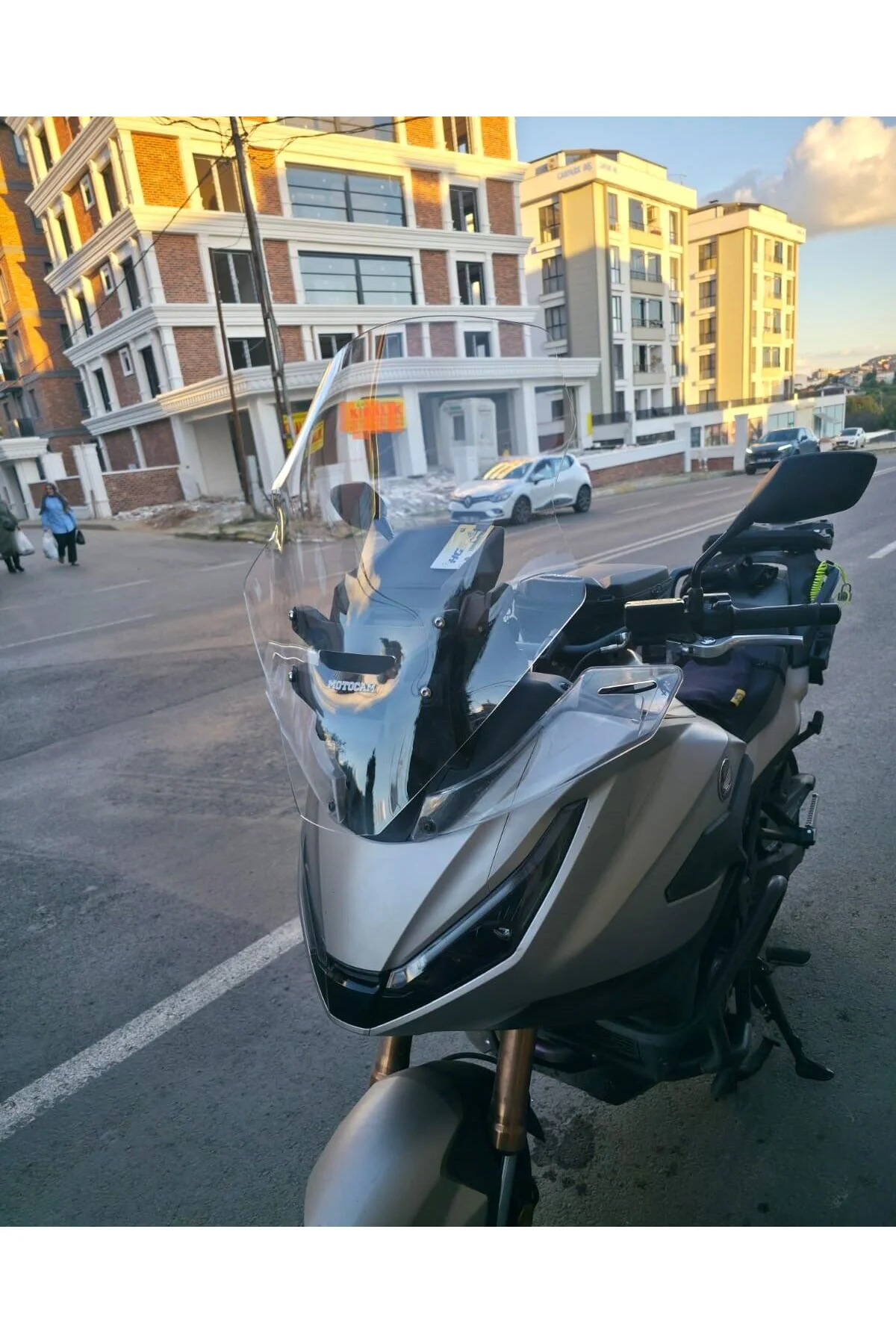 Honda NT 1100 Ön Cam 2025-2026 Model 61cm Şeffaf Renkli 4mm