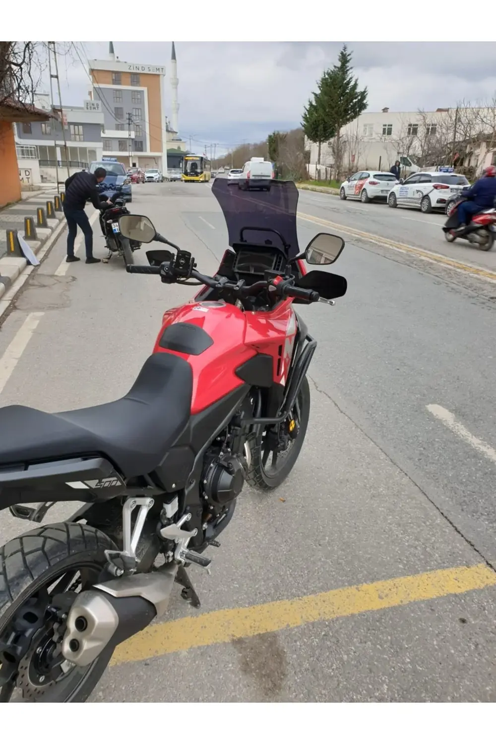 Honda NX 500 Ön Cam 2025 Model 44cm Siyah Renkli 4mm UZUN