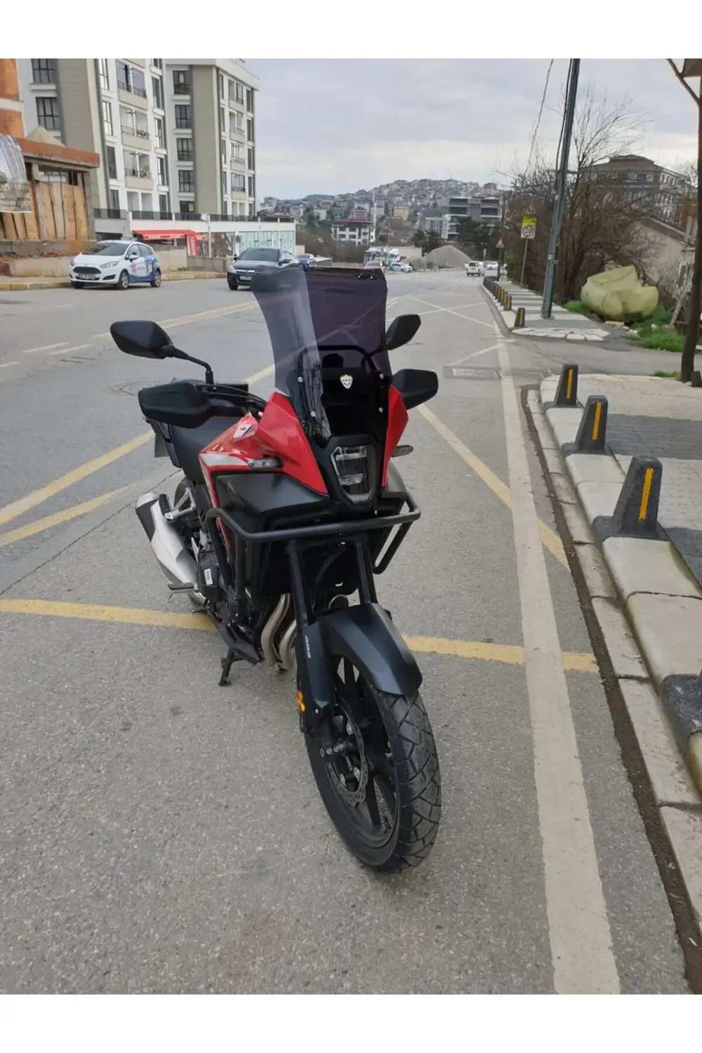 Honda NX 500 Ön Cam 2025 Model 44cm Siyah Renkli 4mm UZUN