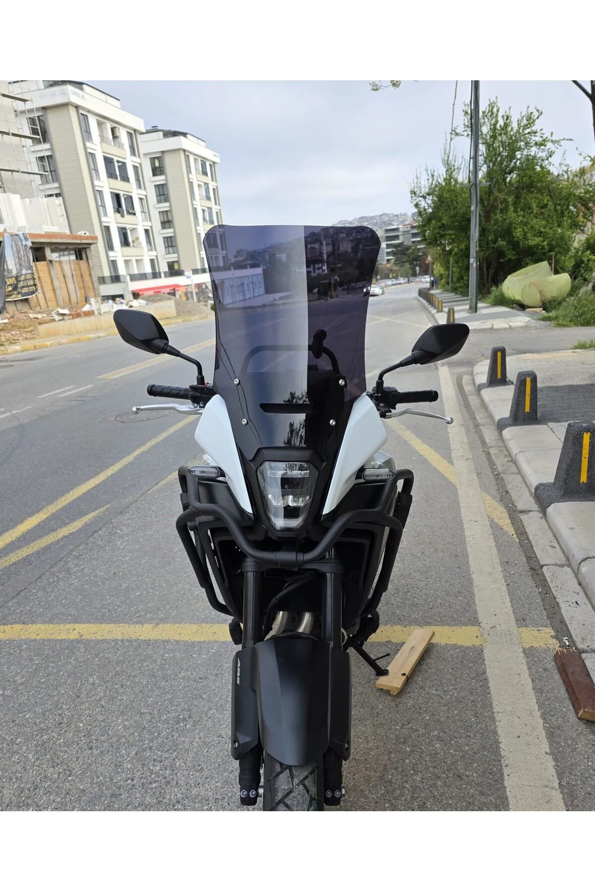 Honda NX 500 Ön Cam 2025-2026 Model 48cm Siyah Renkli 4mm UZUN