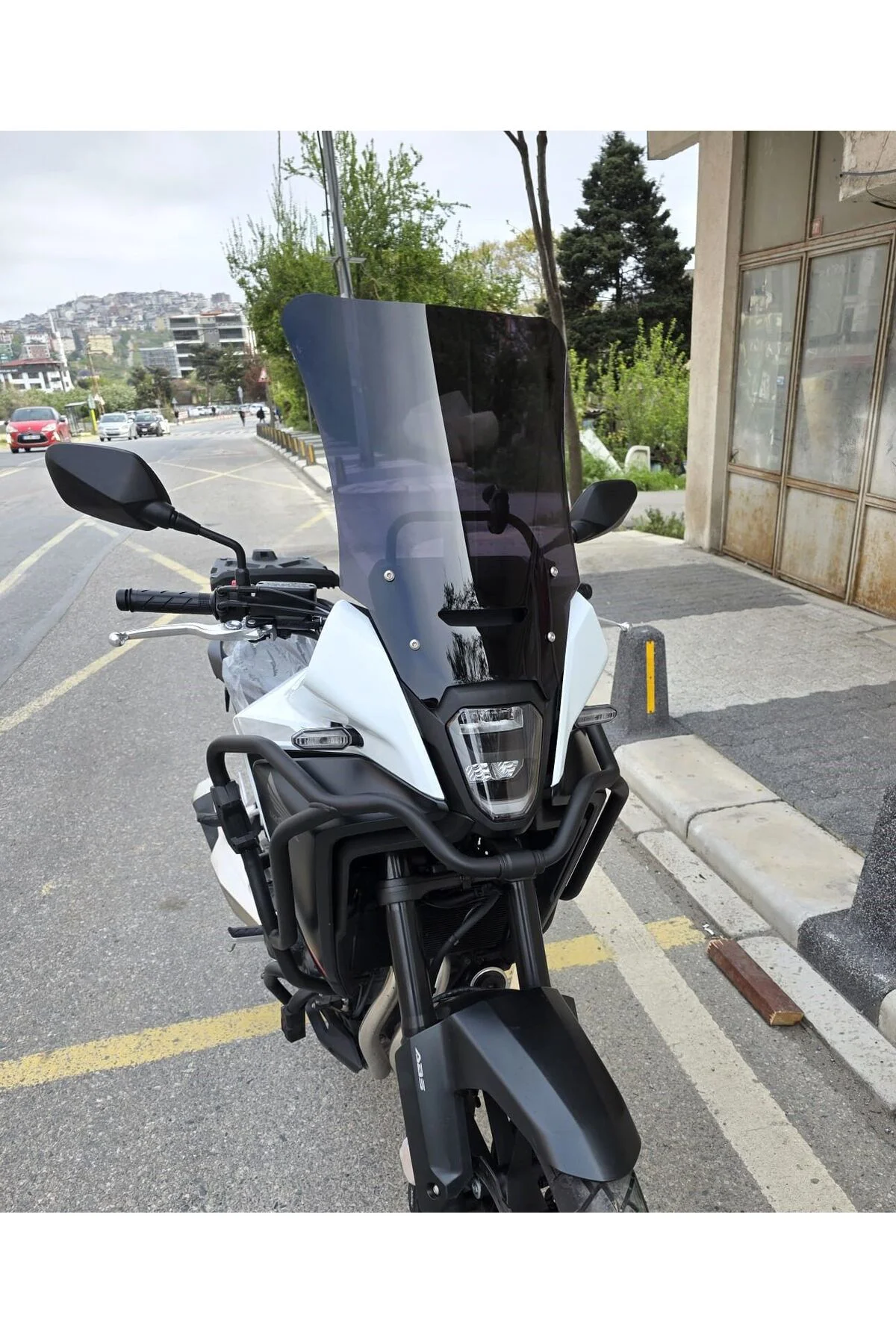 Honda NX 500 Ön Cam 2025-2026 Model 48cm Siyah Renkli 4mm UZUN