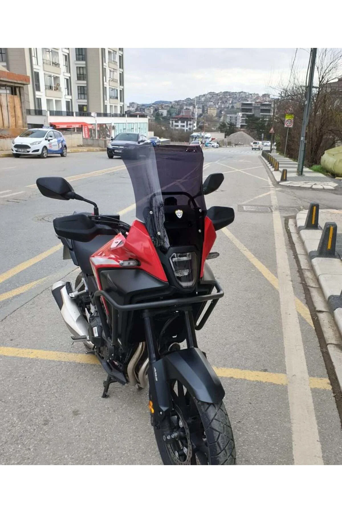 Honda NX 500 Ön Cam 2025-2026 Model 44cm Siyah Renkli 4mm UZUN