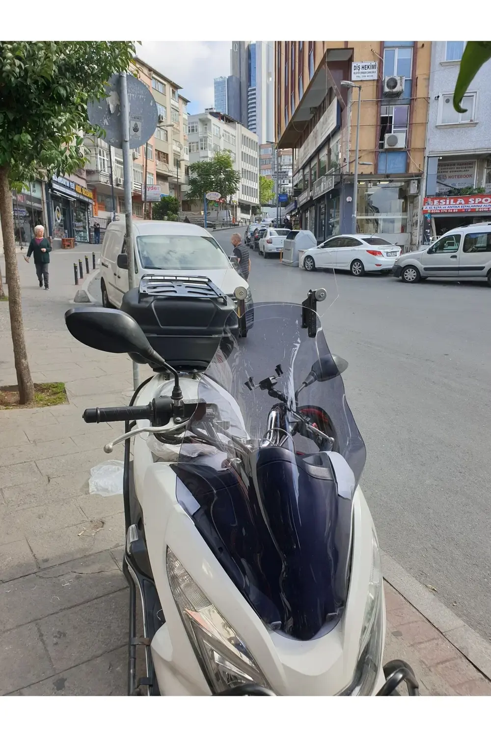 Honda Pcx Ön Cam 2014 2017 Model 65cm Açıkfüme Renkli 4mm ORTA BO