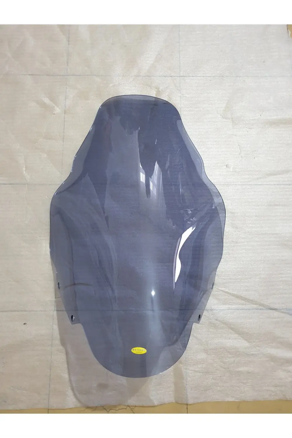 Honda Pcx Ön Cam 2014 2017 Model 65cm Açıkfüme Renkli 4mm ORTA BO