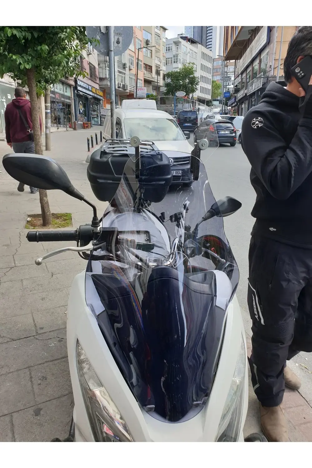 Honda Pcx Ön Cam 2014 2017 Model 65cm Açıkfüme Renkli 4mm ORTA BO