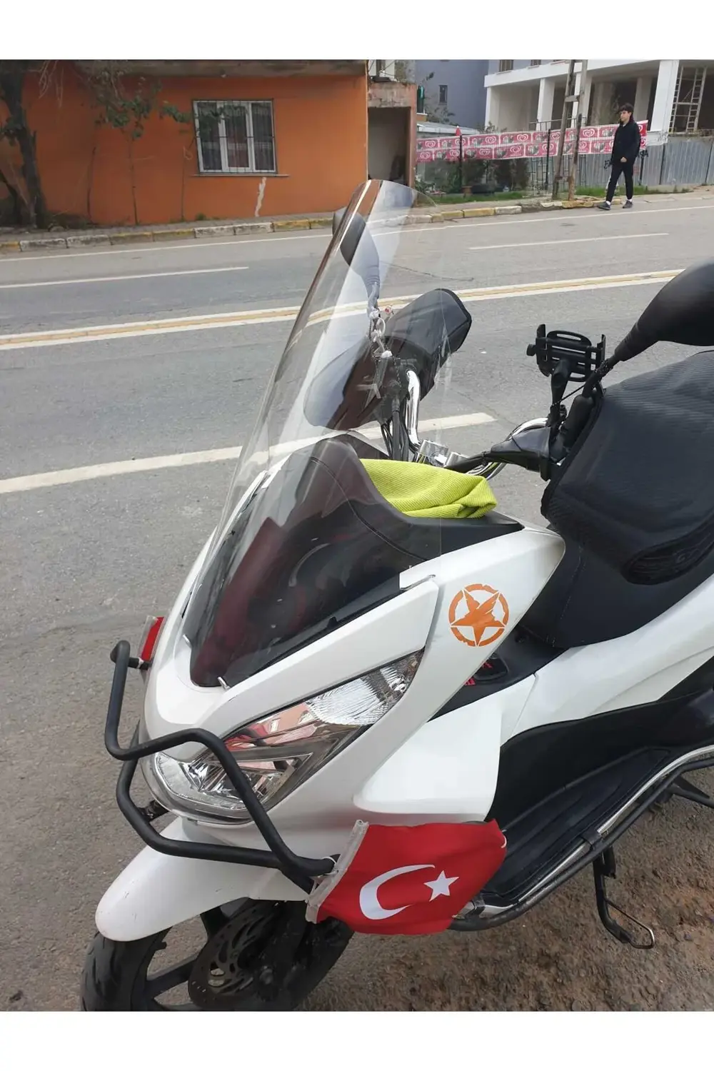 Honda Pcx Ön Cam 2014 2017 Model 65cm Şeffaf Renkli 4mm ORTA BOYL