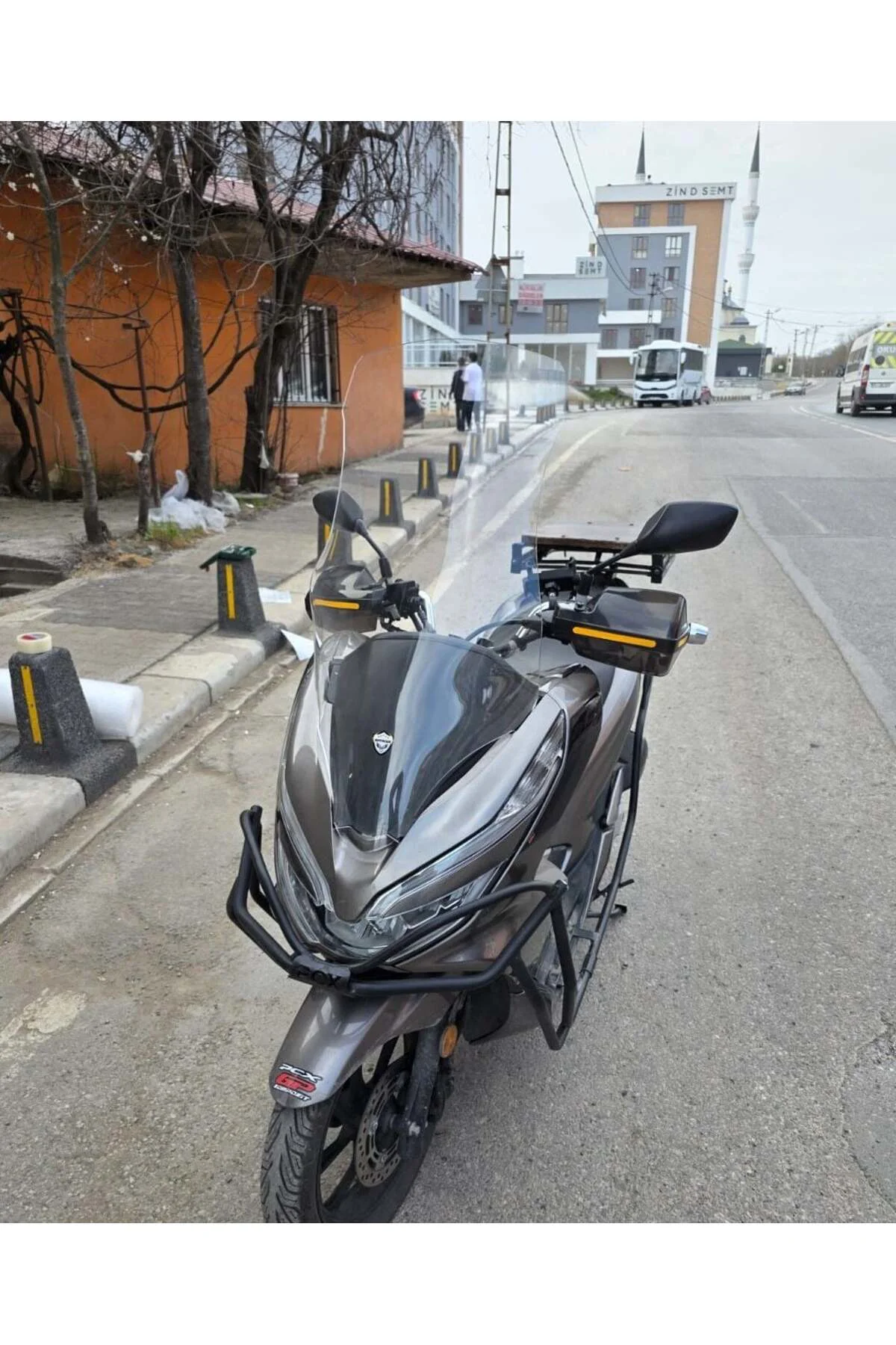 Honda PCX Ön Cam 2018-2020 Model 83cm Şeffaf Renkli 4mm UZUN