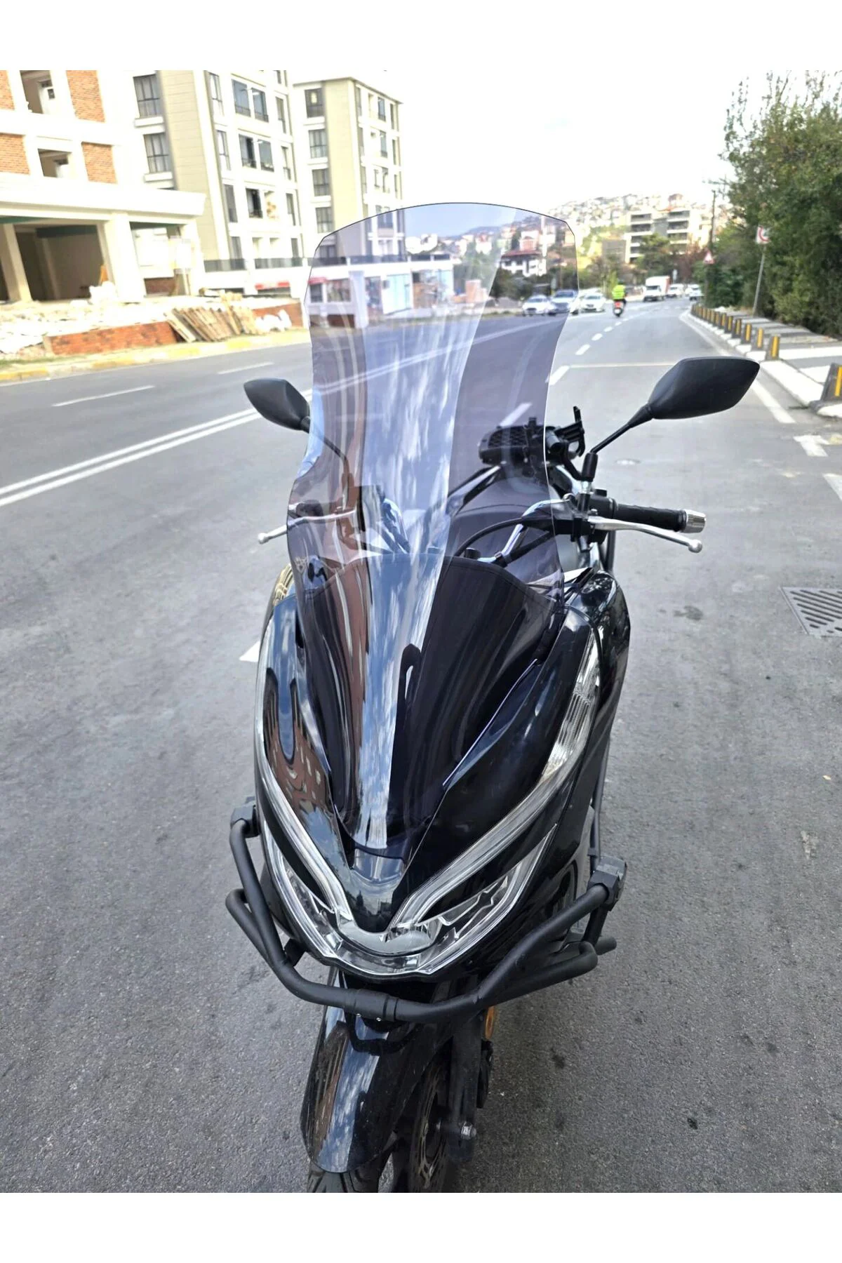 Honda PCX Ön Cam 2018-2020 Model 83cm Füme Renkli 4mm UZUN