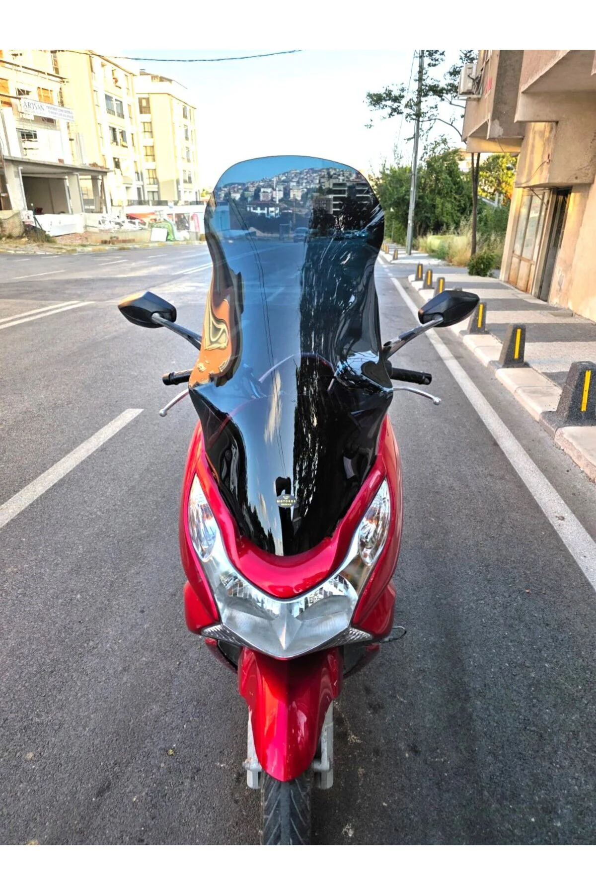 Honda PCX Ön Cam 2011-2013 Model 83cm Siyah Renkli 4mm UZUN