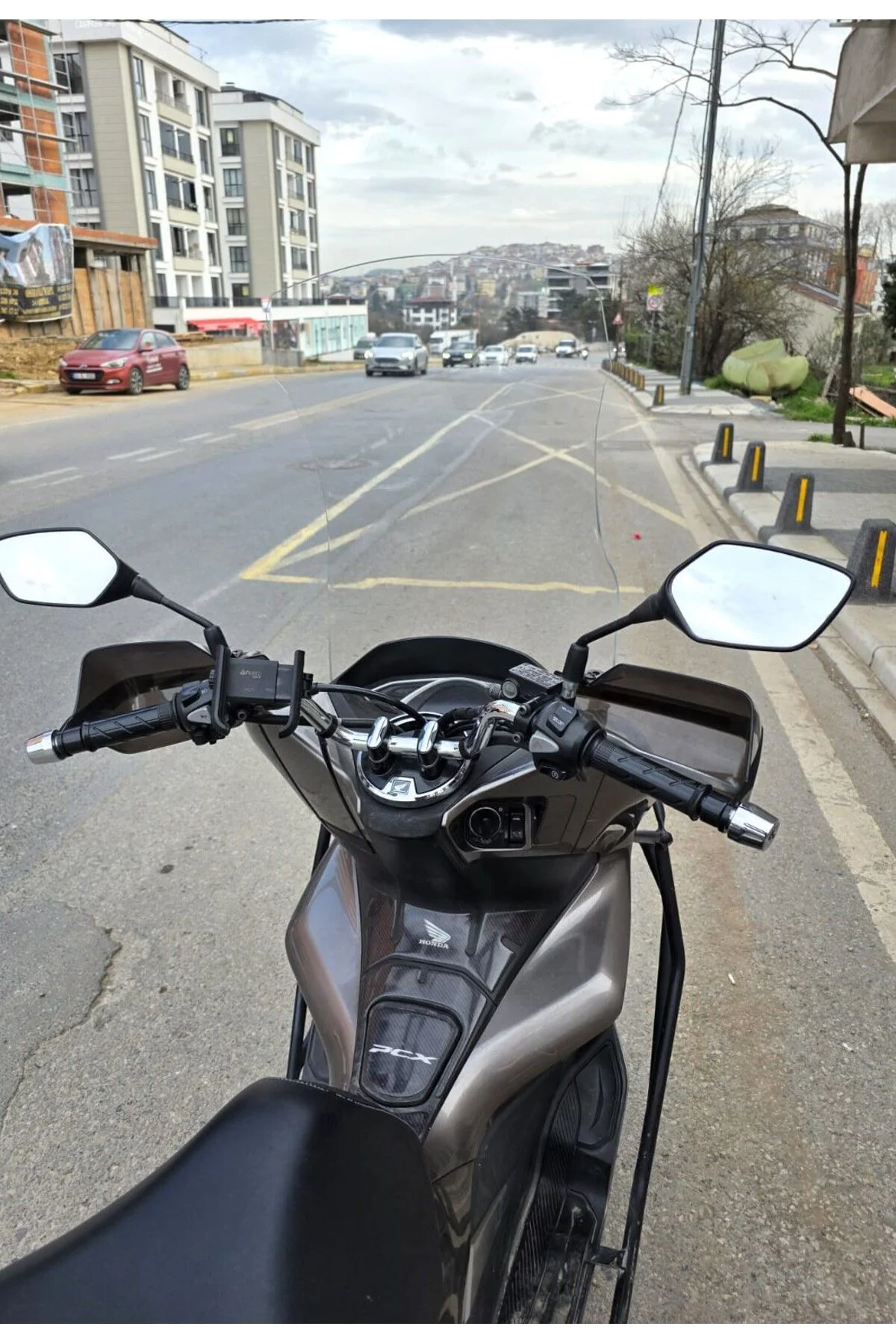 Honda PCX Ön Cam 2018-2020 Model 83cm Şeffaf Renkli 4mm UZUN