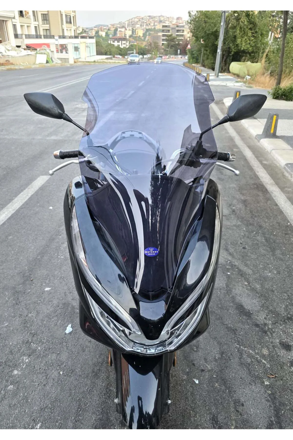 Honda PCX Ön Cam 2018-2020 Model 65cm Füme Renkli 4mm ORTA BOYLU