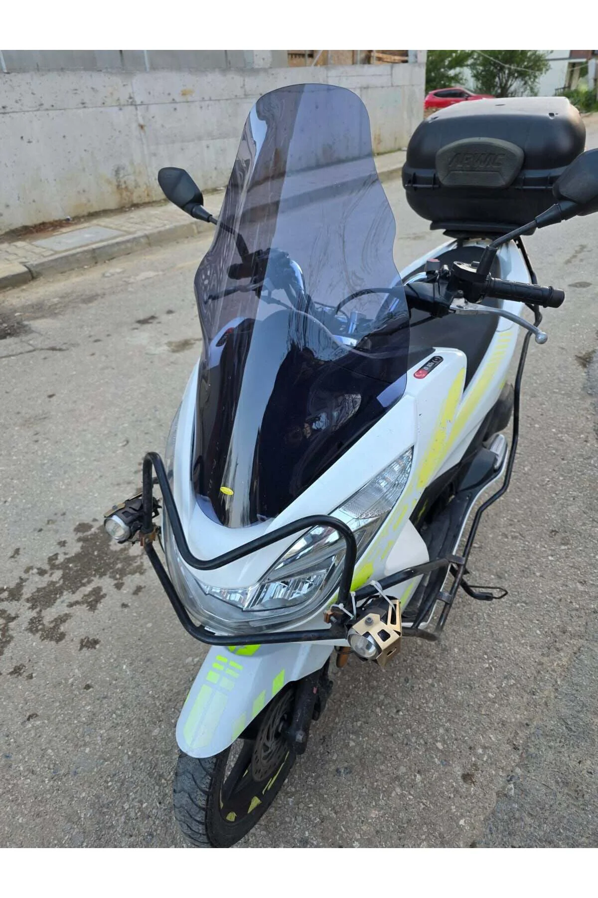 Honda PCX Ön Cam 2014-2017 Model 65cm Füme Renkli 4mm ORTA BOYLU
