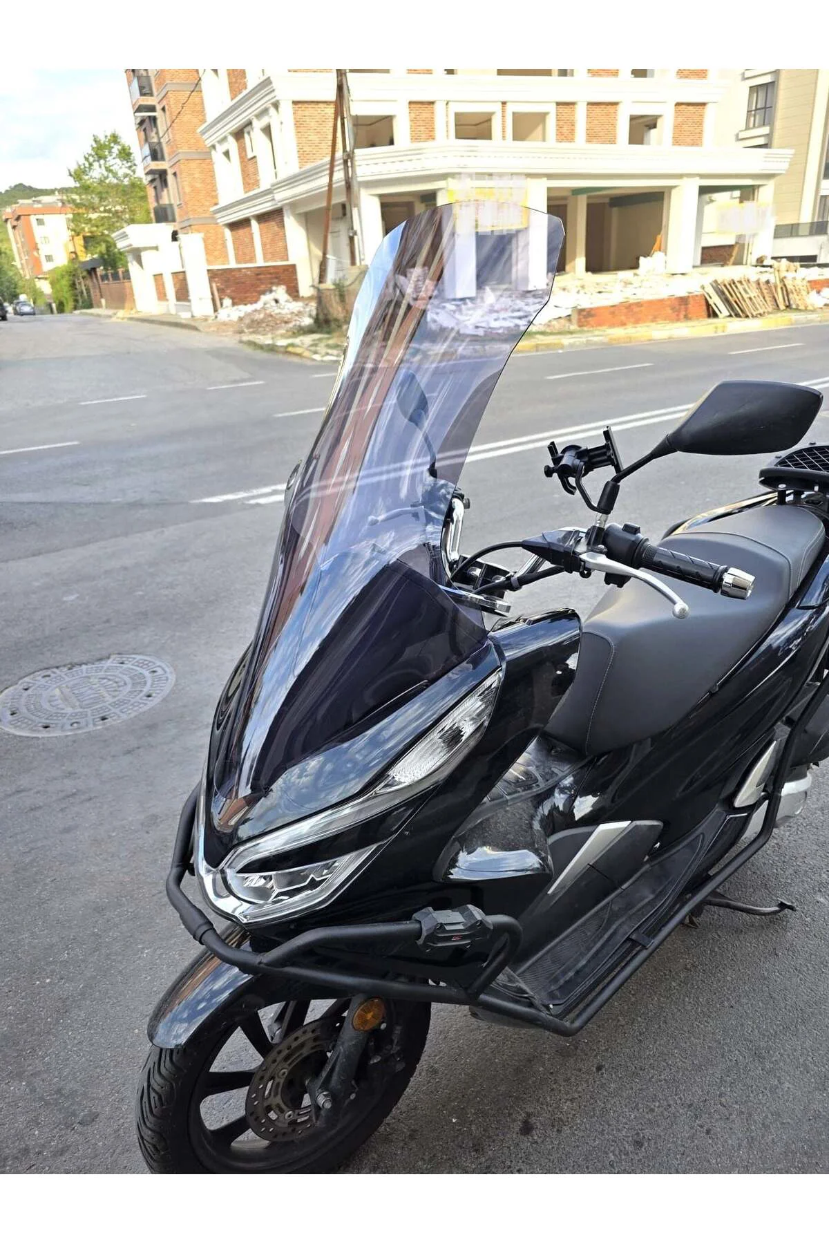 Honda PCX Ön Cam 2018-2020 Model 83cm Füme Renkli 4mm UZUN